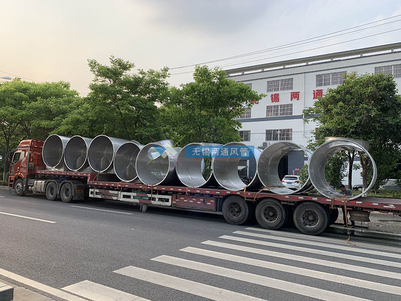 風(fēng)管三通發(fā)貨中，用于工廠除塵工程